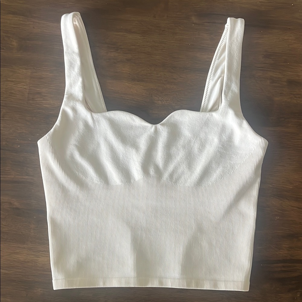 PINK Victoria's Secret soft seamless notched Tank/cropped Top size M